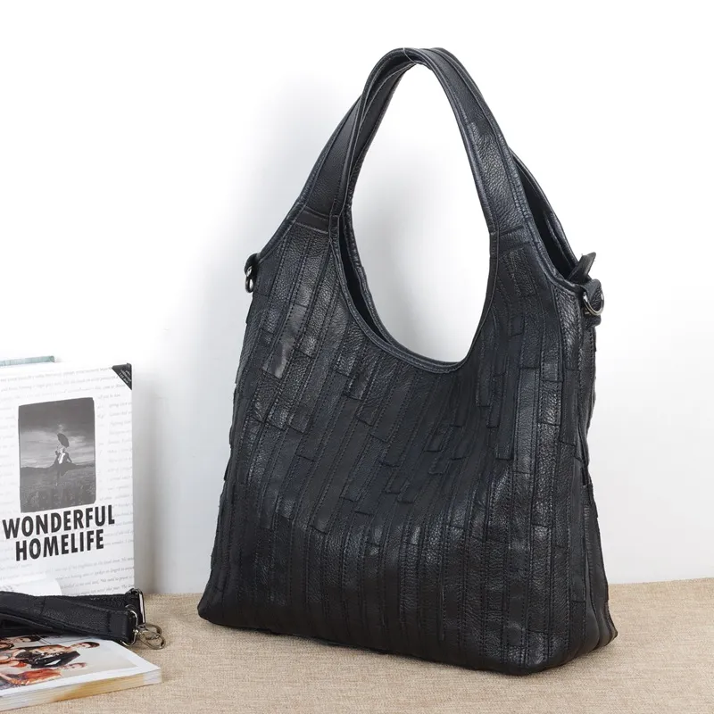 กระเป๋าสะพายไหล่ข้างเดียวลายสีชั้นแรก แฟชั่นสบายๆ