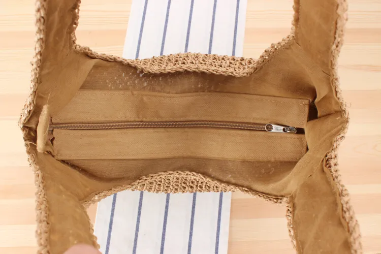 กระเป๋าสานสไตล์ชิลล์ สายสะพายไหล่ข้างเดียว - Image 2